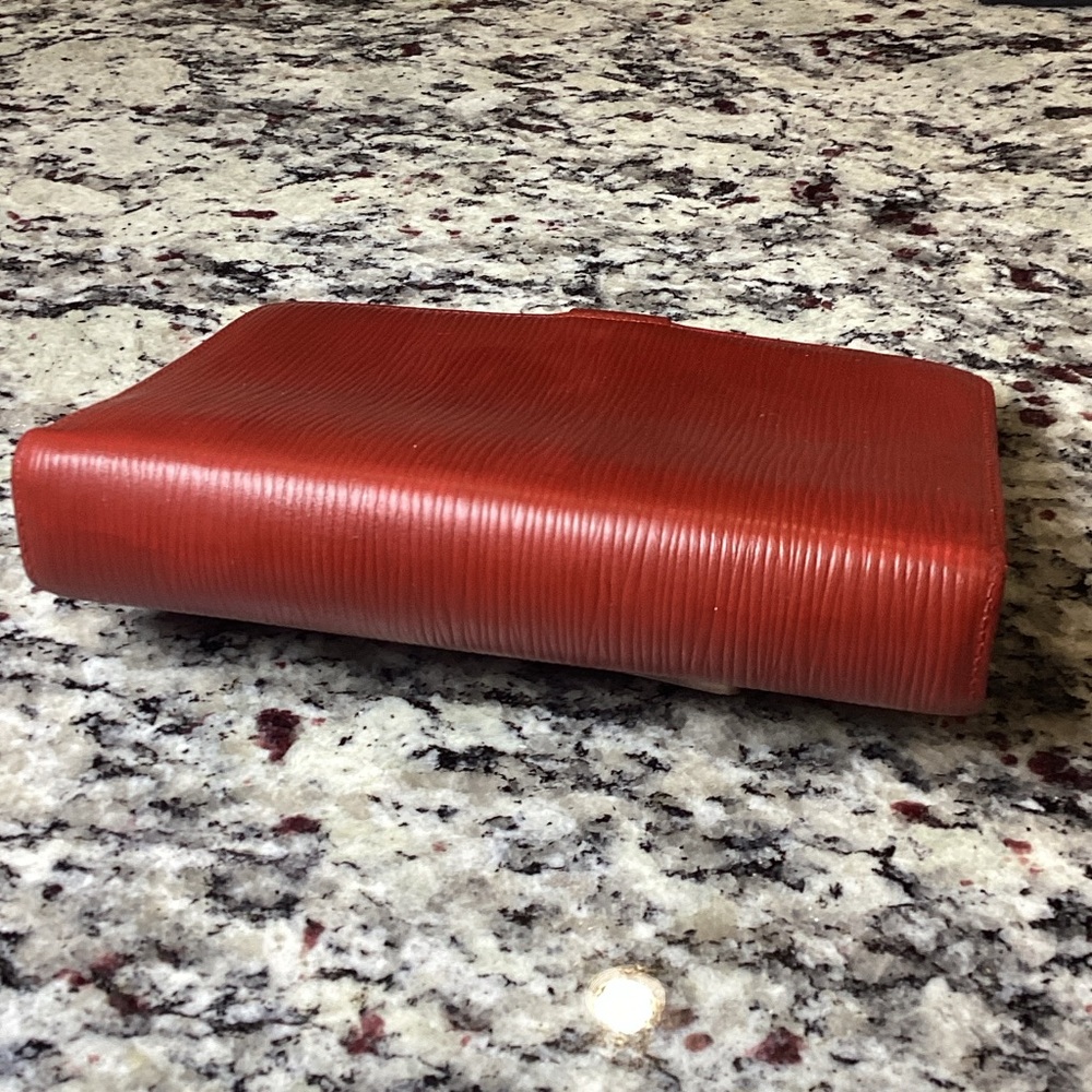 ❤️Louis Vuitton MM Red Epi Leather Medium Ring Agenda Cover Organizer - Picture 7 of 16